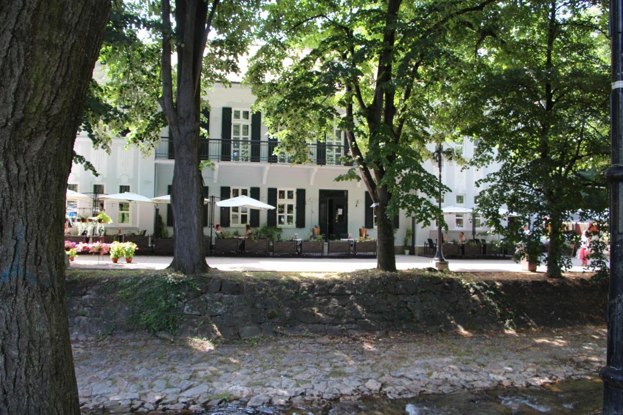 Vila Emilia วรินรัชกา บานยา ภายนอก รูปภาพ